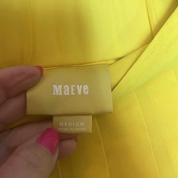 Maeve Yellow Maxi Pleated A-Line Skirt big slits / both sides front size medium - Picture 2 of 9